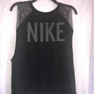Nike sleeveless top